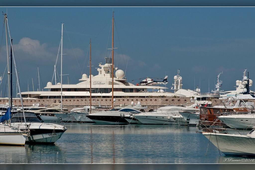 Tiloft Lägenhet Antibes Exteriör bild
